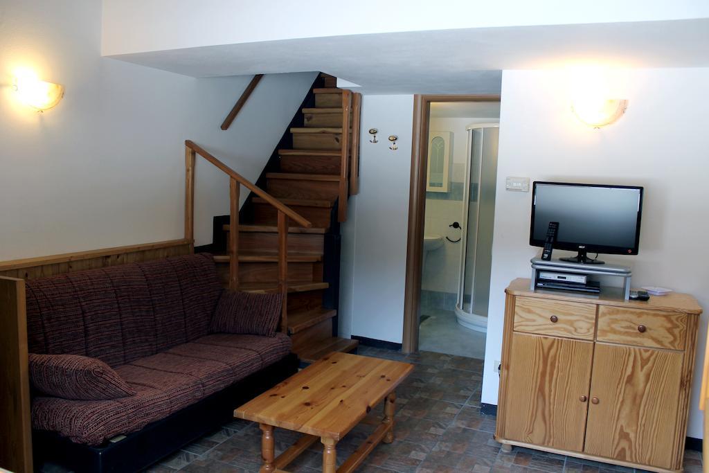 Chalet Presanella Temu Phòng bức ảnh